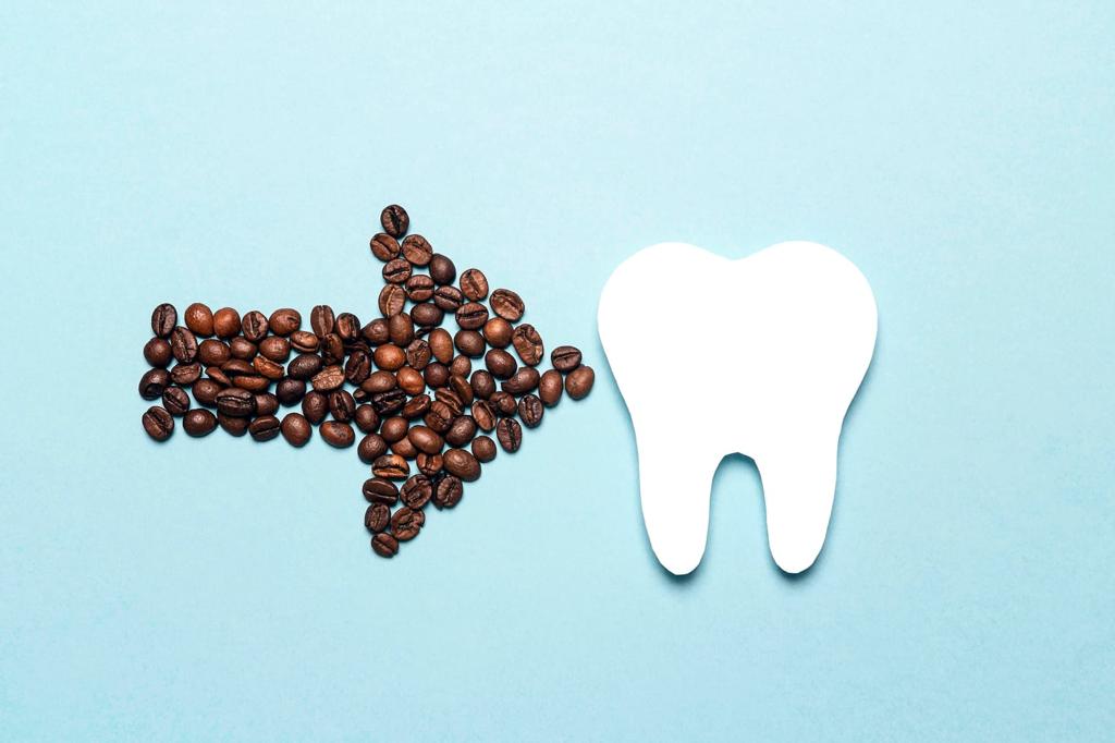 Tea and Coffee Teeth Stains: How To Remove Them